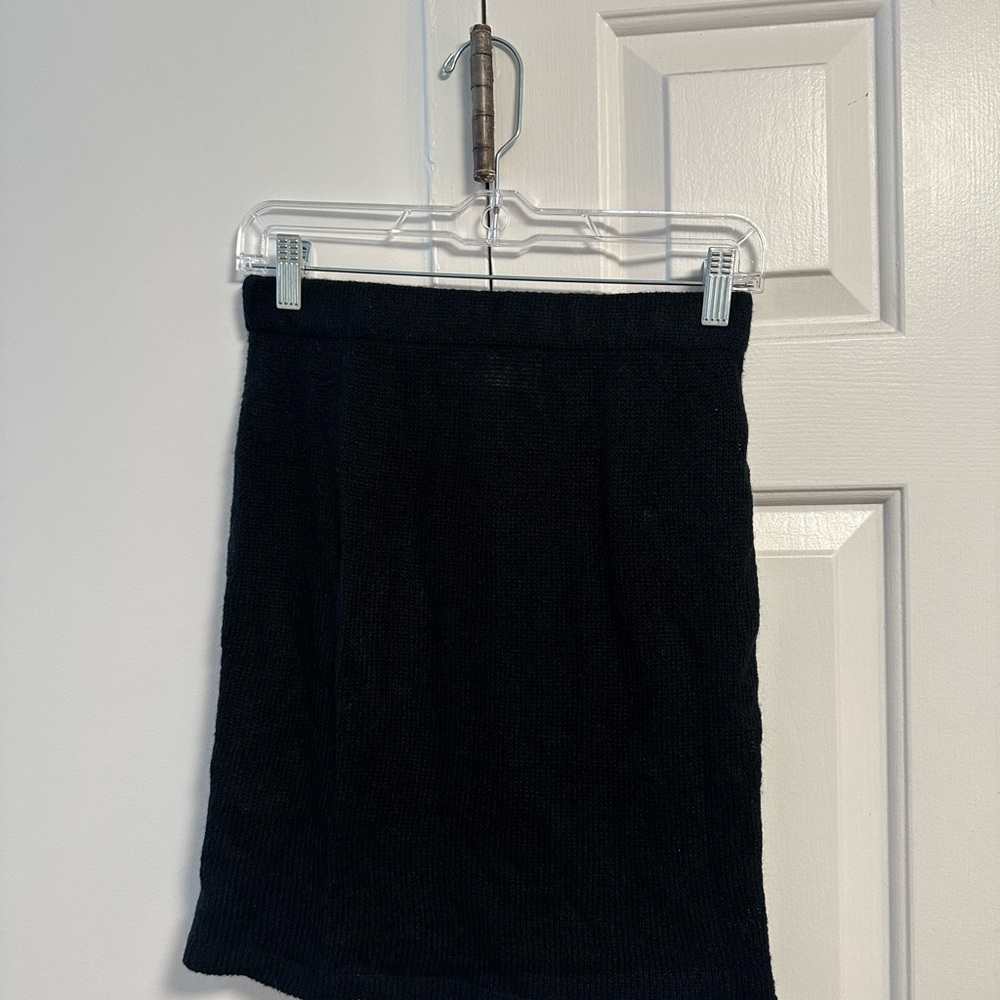 Chic Black Skirt Set